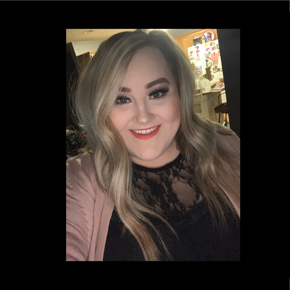 Meet your Posher, Amanda